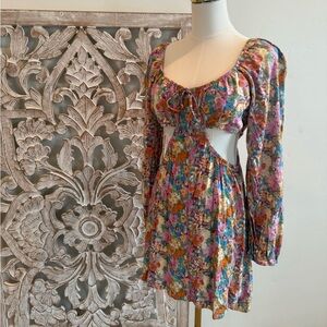 70s Boho Floral Mini Dress – Retro & Romantic